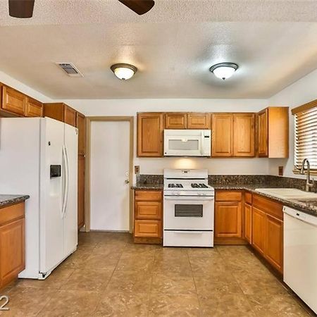 Centrally Located Spacious Vacation Hom 13 M Strip Лас-Вегас Экстерьер фото