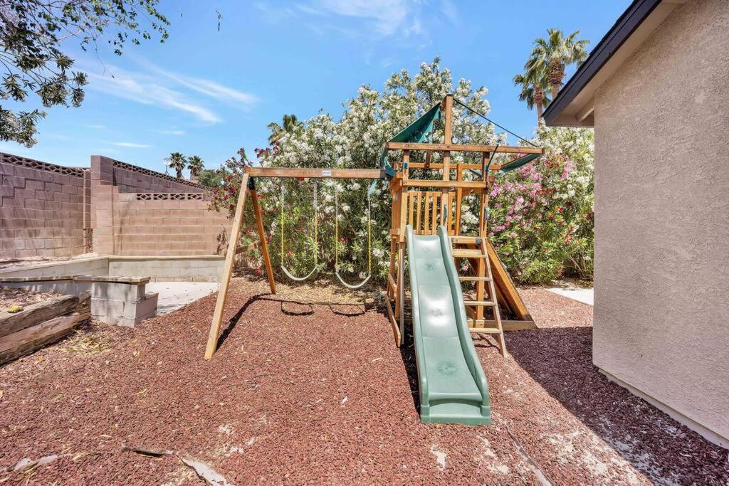 Centrally Located Spacious Vacation Hom 13 M Strip Лас-Вегас Экстерьер фото